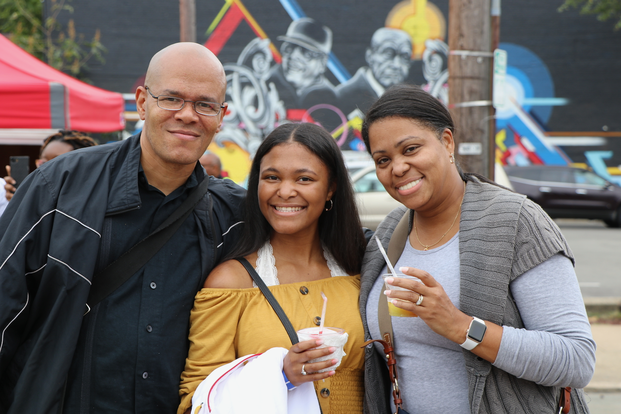 Jezmon, Amber, and Nickkol Lewis spent family time together Sunday afternoon at the 2nd Street Festival